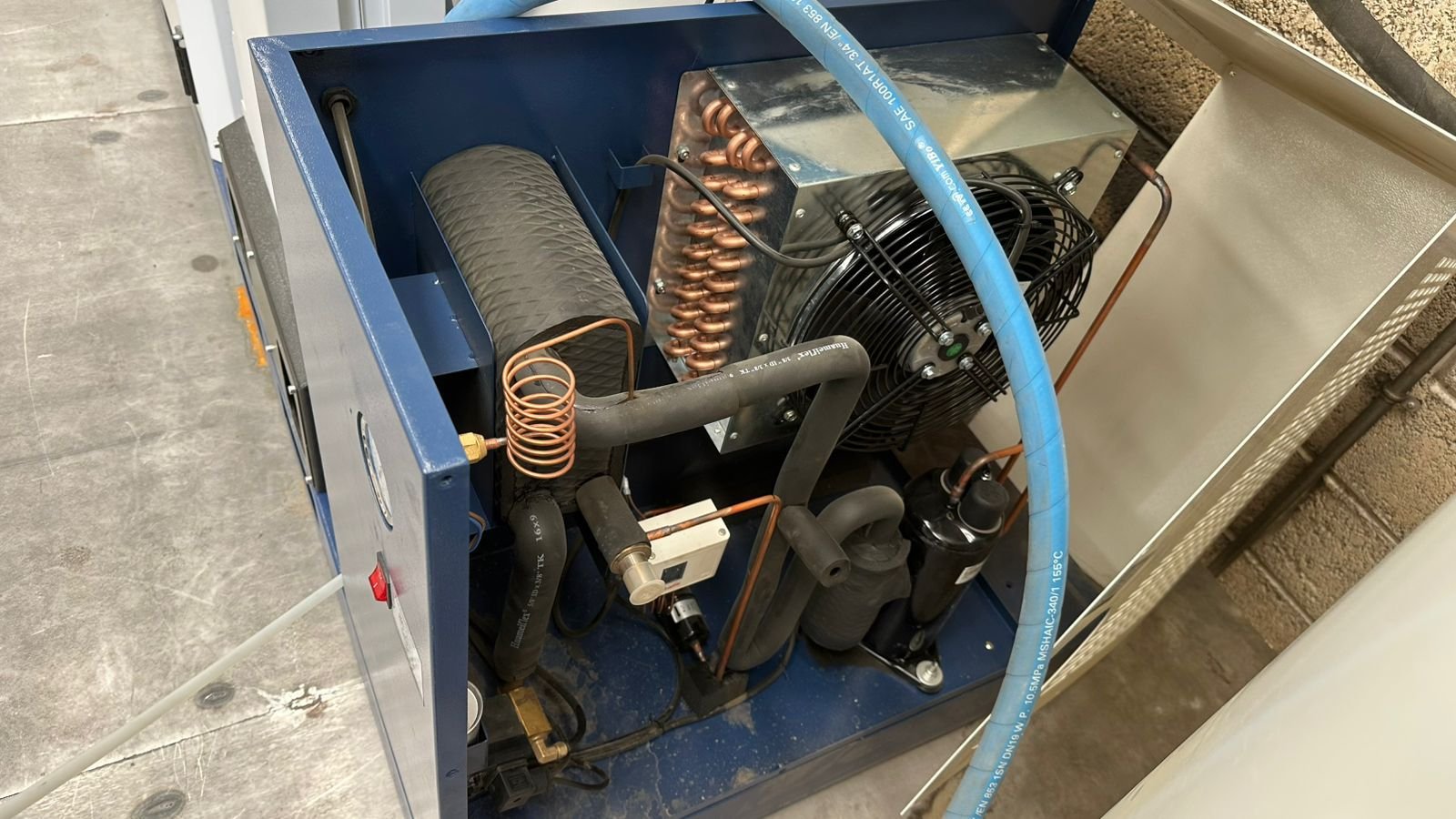 Sistema de refrigeración y secador de aire